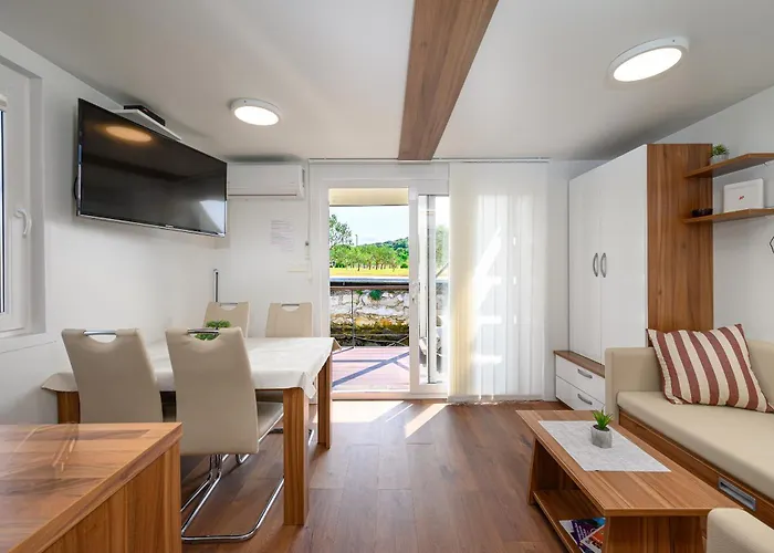 House Boat - Floating House Sofia