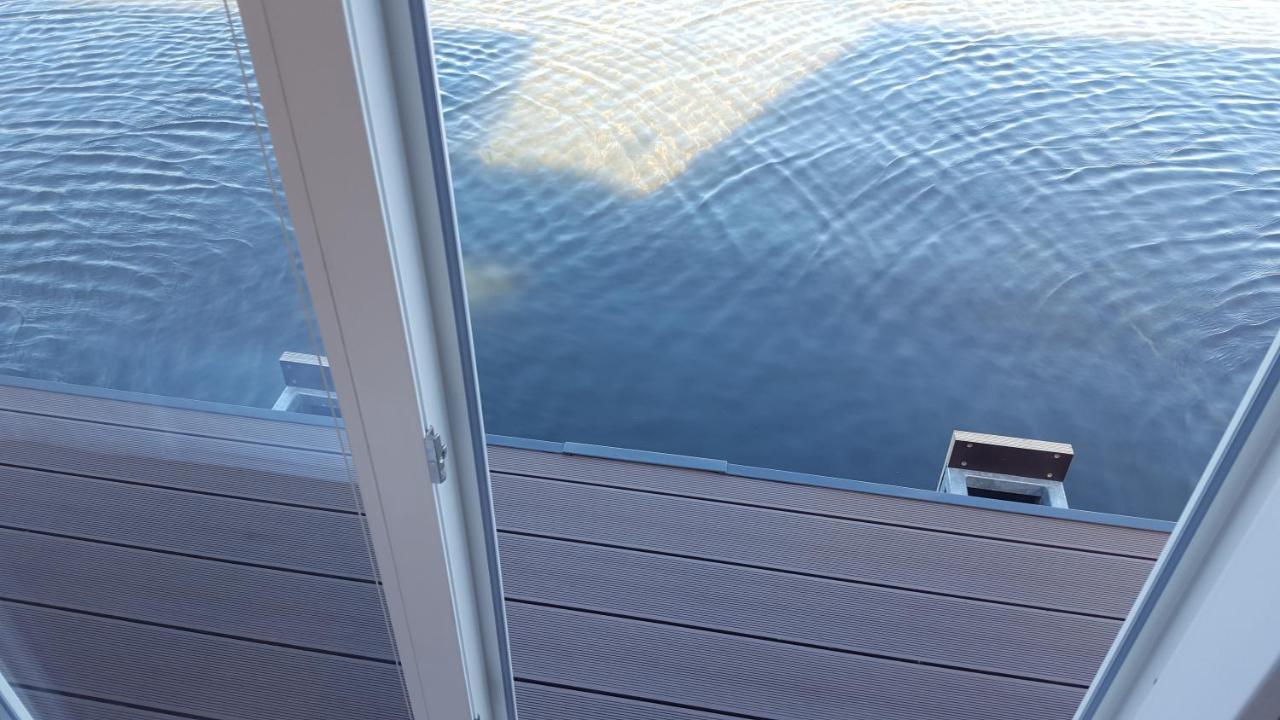 House Boat - Floating House Sofia Pula
